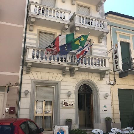 Hotel Bali Viareggio Eksteriør billede