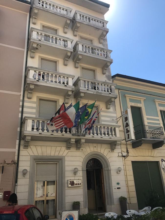 Hotel Bali Viareggio Eksteriør billede